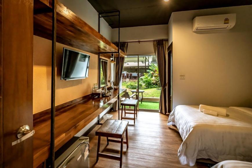 Ingmon House Hotel Chiang Mai Exterior photo